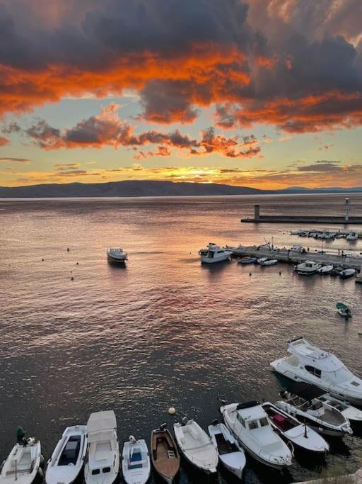 Apartment Sun&Sea, Senj, Prvi Red Do Mora Senj  Εξωτερικό φωτογραφία